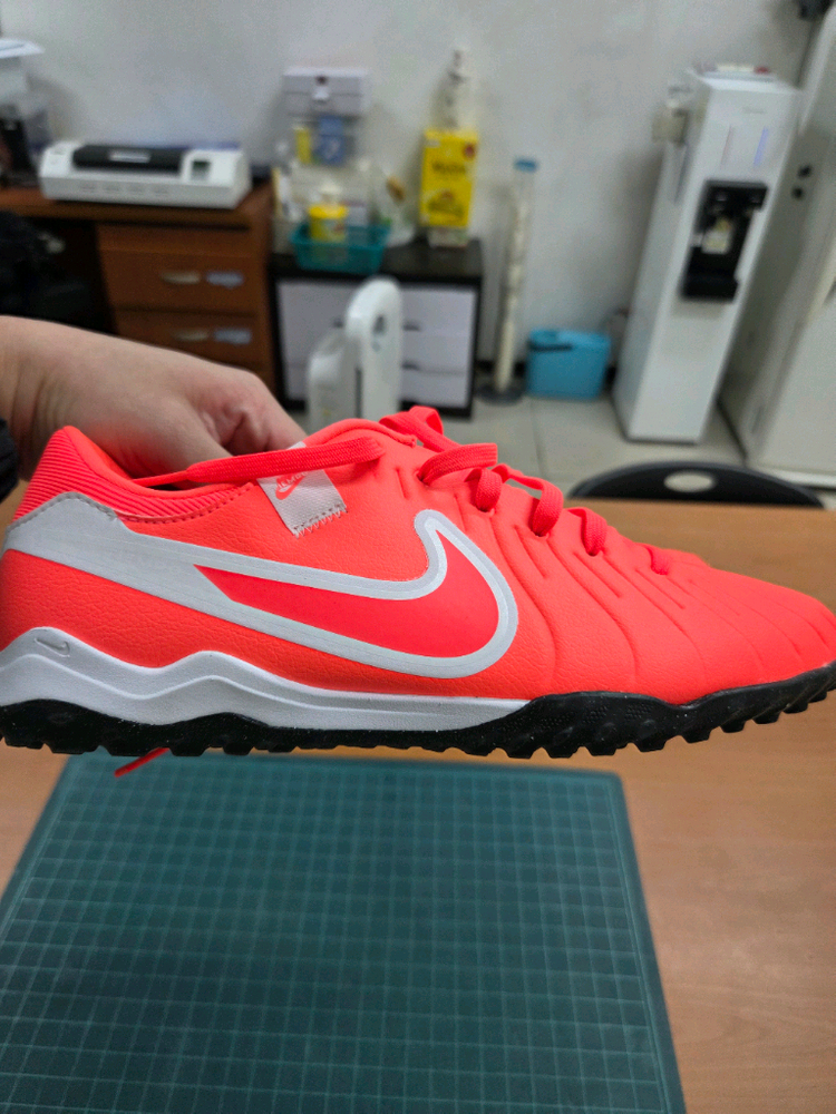 새상품) 나이키 티엠포 레전드 10 아카데미 TF 풋살화--2