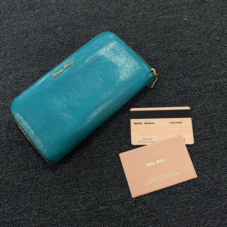 MIUMIU 미우미우 MADRAS TURCHESE 장지갑--7