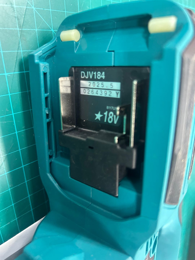 마끼다 DJV184Z 충전직소 직쏘 충전톱 미사용 새상품 베어툴--3