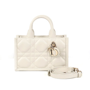 [중고명품다올] 디올 미니 스트랩 북토트 매크로까나쥬 S5573OWHP_M030 이미지