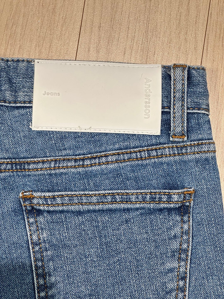 ANDERSSON BELL 앤더슨벨 슬릿 크롭 진 S--6