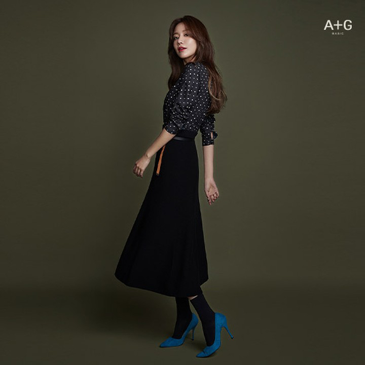 [M(66)] 울 100 홀가먼트 니트 스커트 블랙 이미지