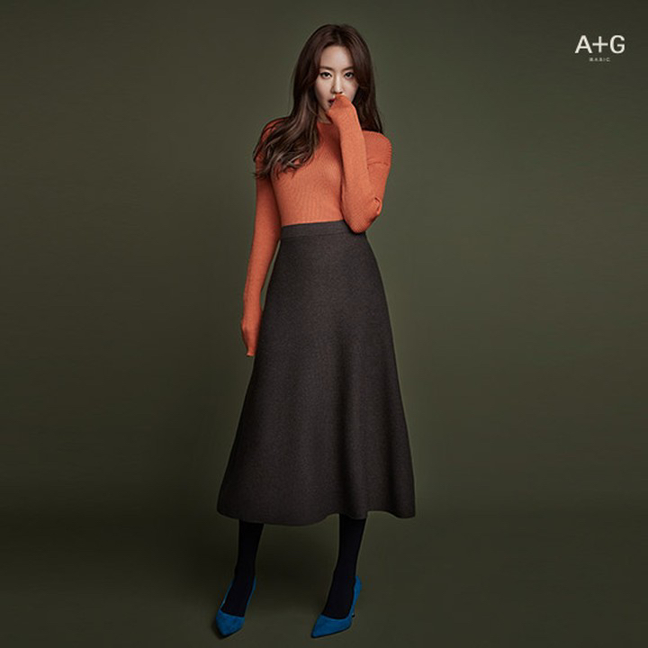 [M(66)] 울 100 홀가먼트 니트 스커트 블랙 이미지