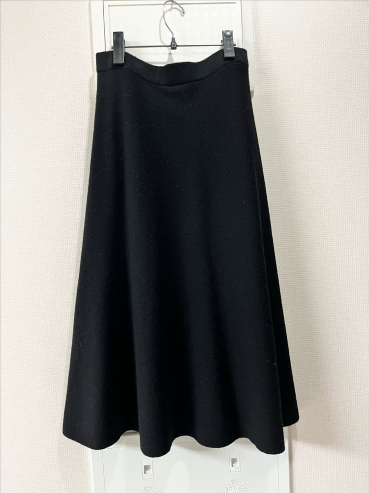 [M(66)] 울 100 홀가먼트 니트 스커트 블랙 이미지