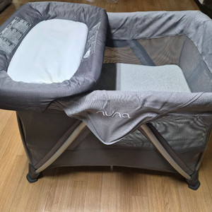 뉴나 세나 아기침대 팝니다. 체인저 포함