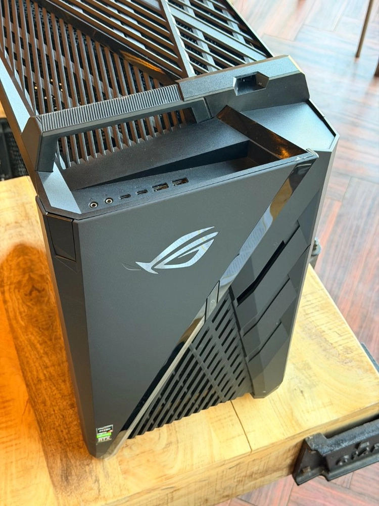 ASUS ROG Strix GA35 게이밍 데스크탑 워크스테이션 - 안심되는 중고거래