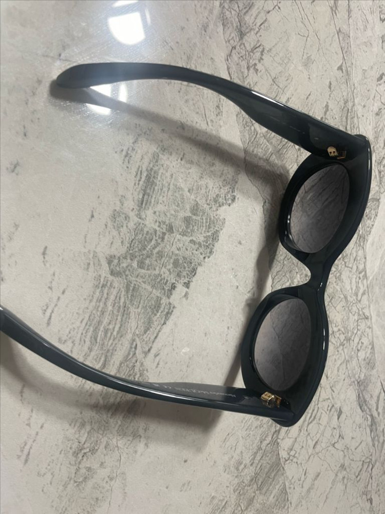 알렉산더 맥퀸 산글라스--2