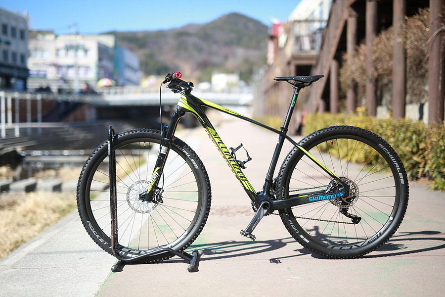 16년 스페셜라이즈드 스텀점퍼 익스퍼트 HT 카본 M 29인치--3