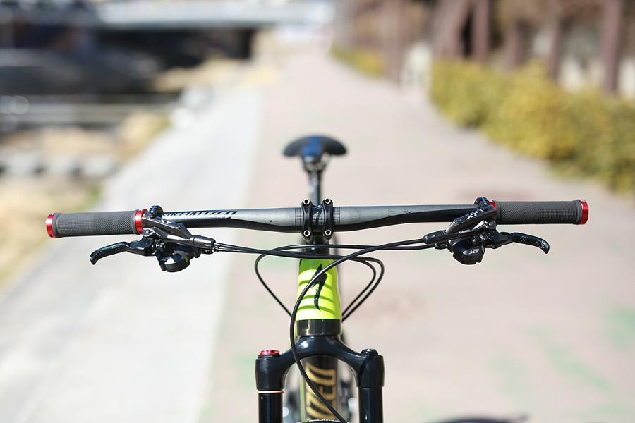 16년 스페셜라이즈드 스텀점퍼 익스퍼트 HT 카본 M 29인치--8