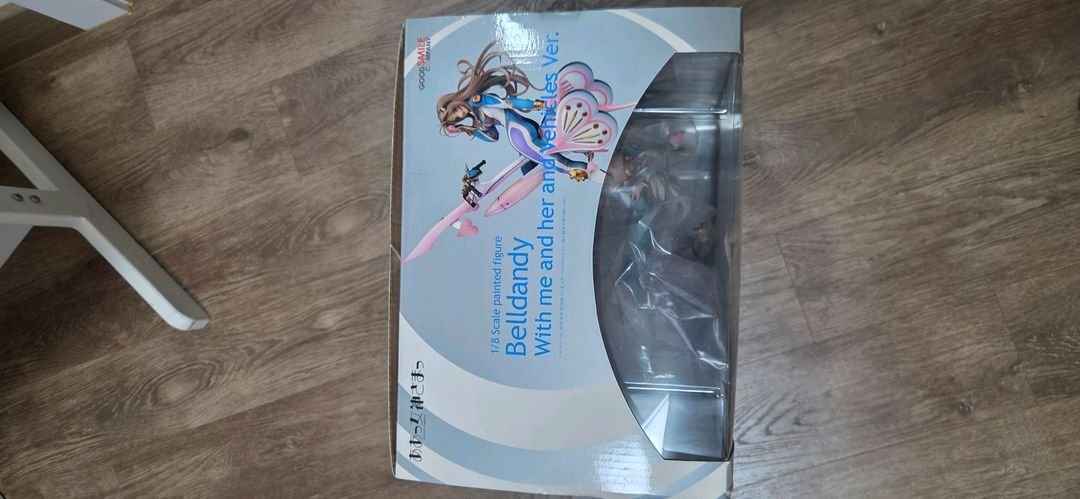 굿스마일 1/8 오나의 여신님 베르단디 피규어--2