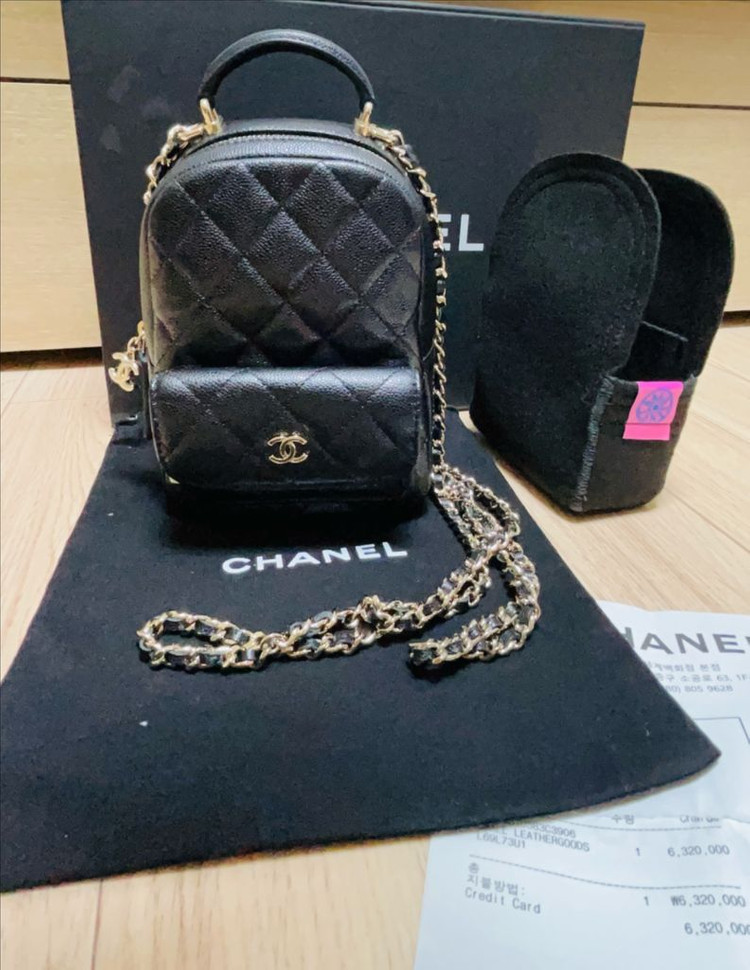 샤넬 AP3753 크루즈 퀼팅 백팩 캐비어 블랙 새상품--1