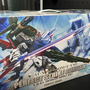 PG 퍼펙트 스트라이크 건담 (미개봉)