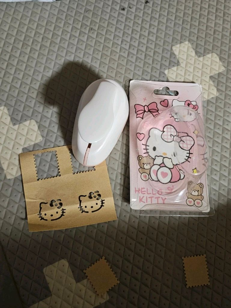 새상품)헬로키티 미피 종이 펀치 펀칭기--2