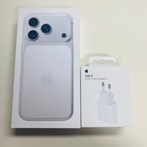 아이폰 17프로 256기가 미개봉 & 정품 어댑터 세트