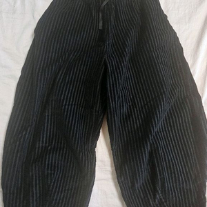 버버리 키즈 스트라이프 바지 140cm 10y