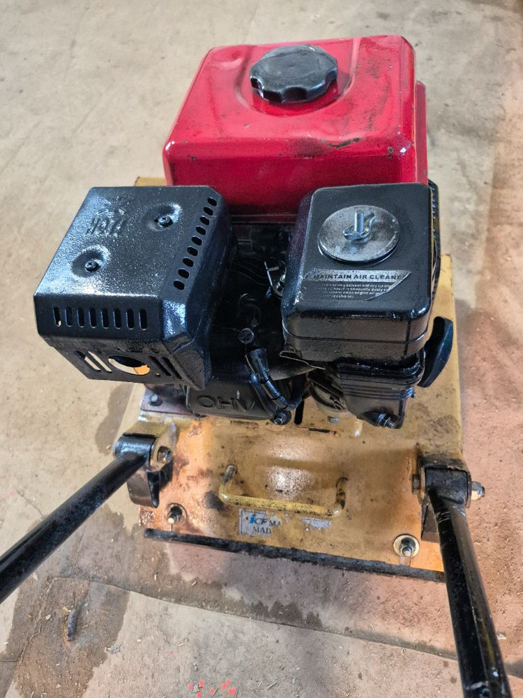 로빈 콤팩터 땅다짐기--5