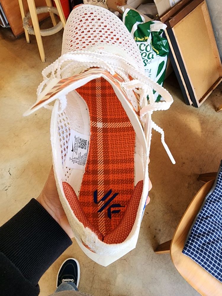 나이키 베이퍼 플라이 3 카본화(한정판)--5