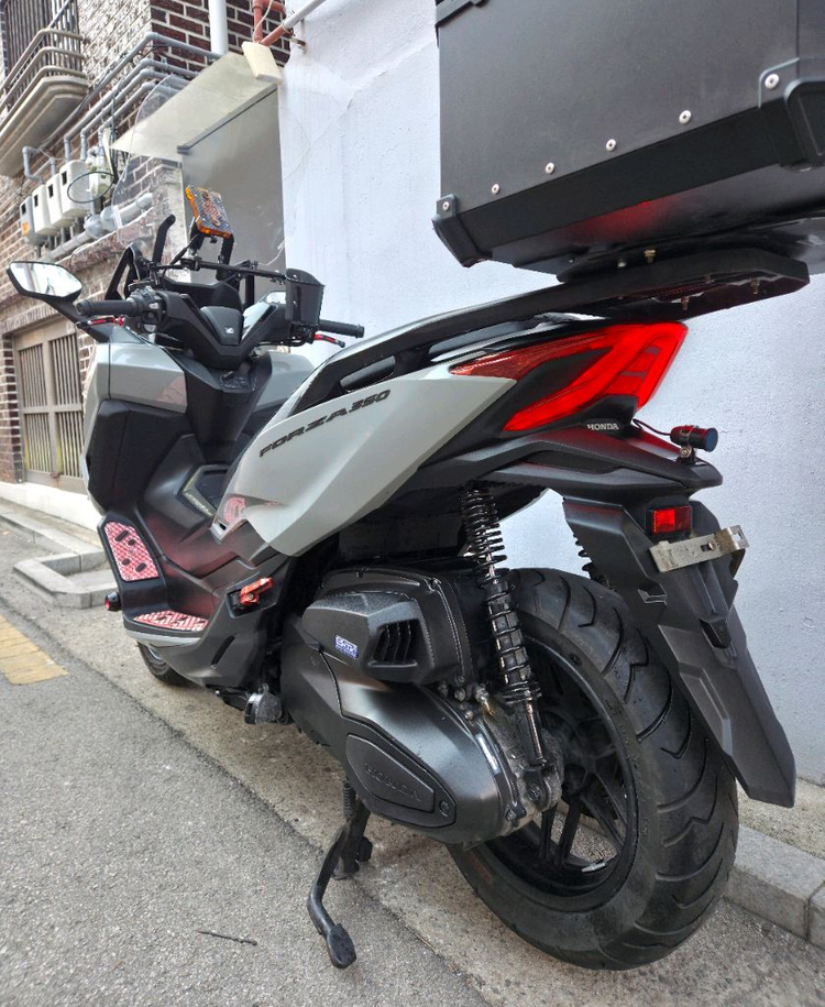 혼다 포르자350 24년식 사용검사 완료,풀옵션,정비점검 완료--6