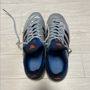 아디다스 코파 18.1 FG/AG 축구화 275