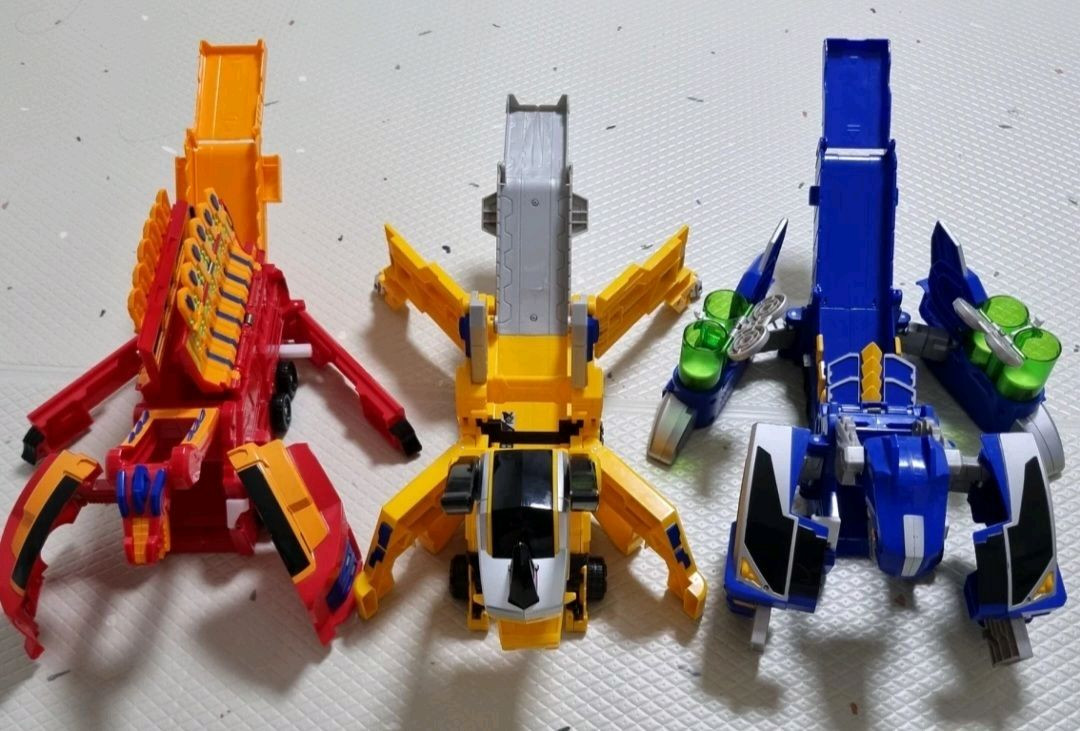 공룡메카드 여러가지 새상품 과 중고 판매해요--4