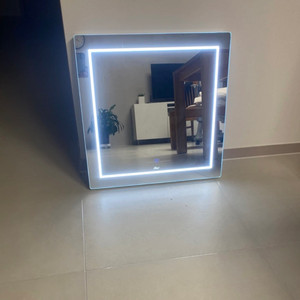 루비드 터치식 직접조명 방식 LED 거울 60*60