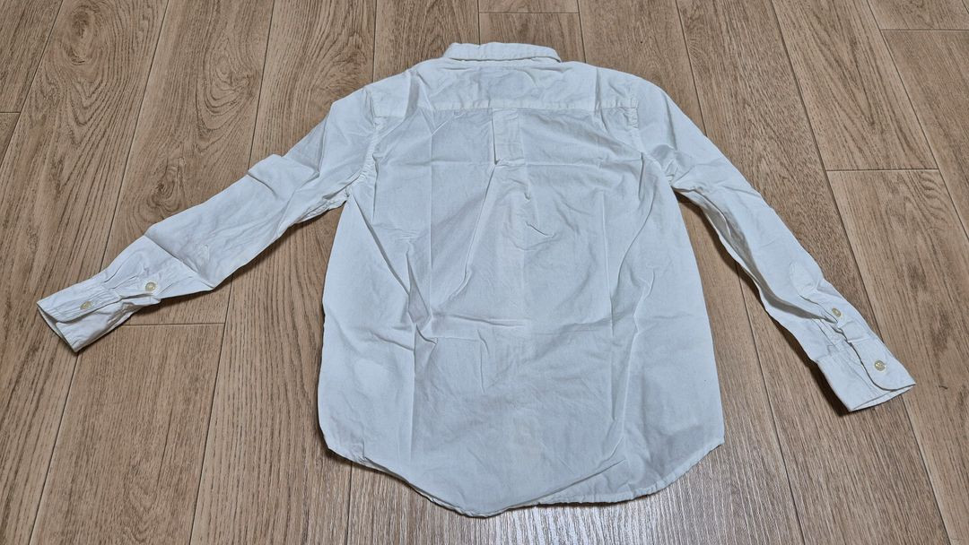 폴로 랄프로렌 화이트 셔츠 6y (120사이즈 정도) 이미지