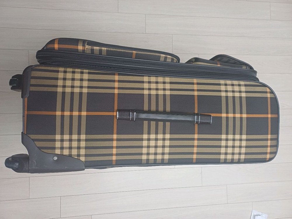 피에르가르뎅 캐리어--1