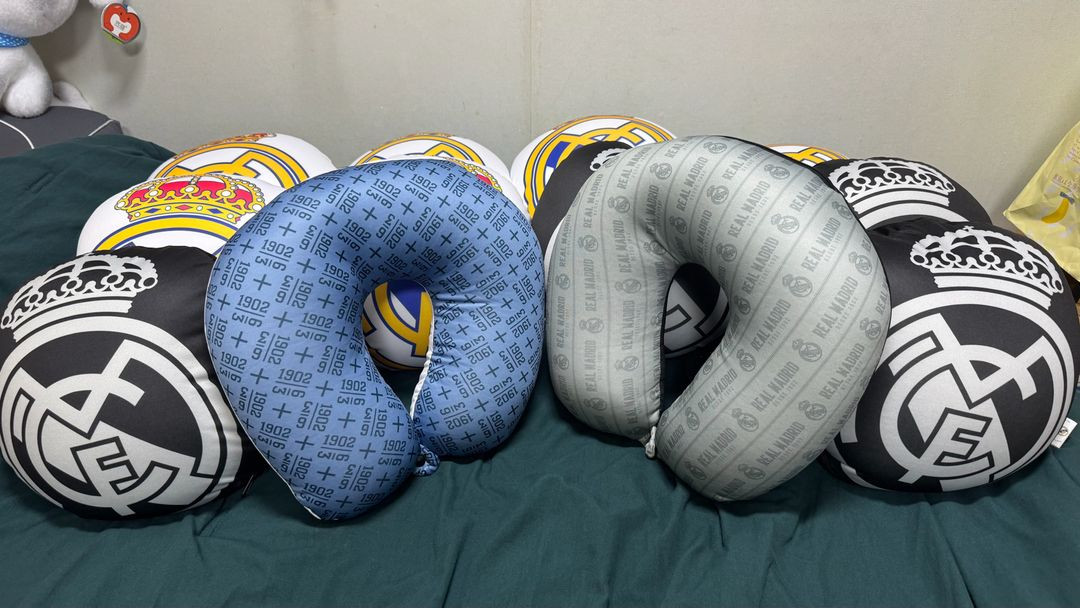 레알 마드리드 쿨 쿠션 판매(목베게 전환가능) 이미지