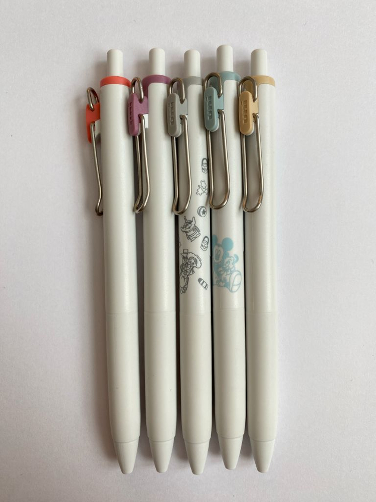 유니볼원 제트스트림 펜텔 볼펜 파이롯트 마일드라이너 사라사나노 멀티펜 콜레토 필기구와 다이소 바인더링 연습장 문구류 이미지