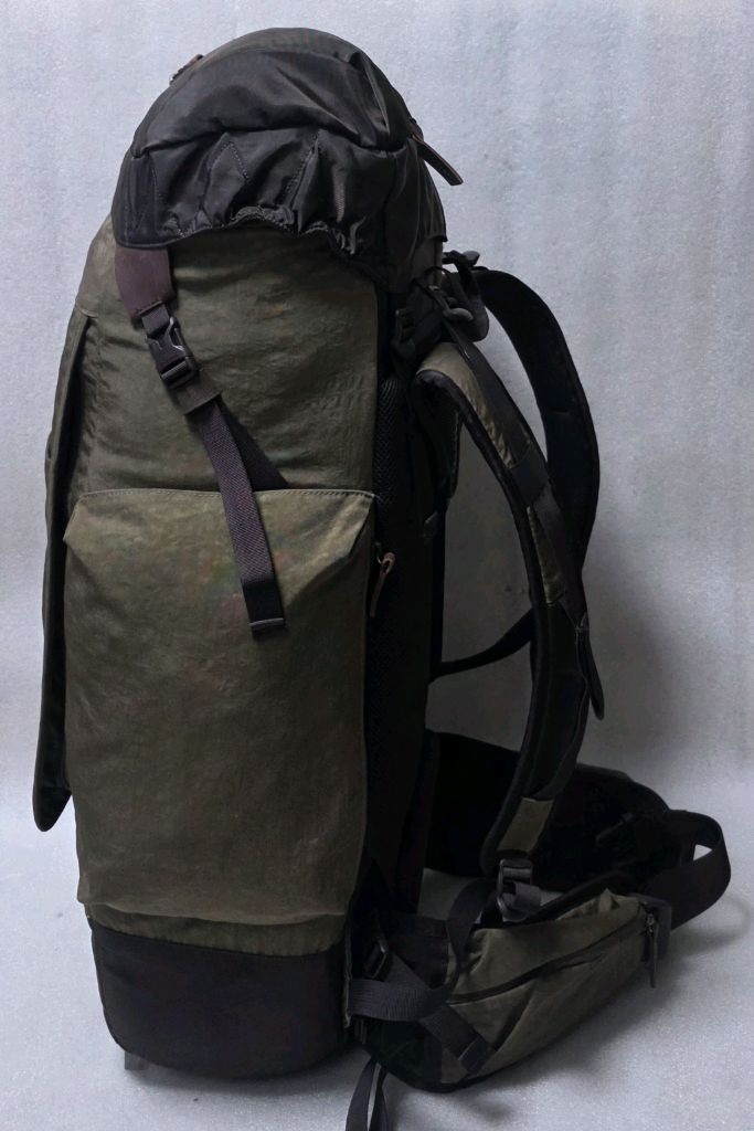 컬럼비아 Columbia 미니비박 등산배낭 장기여행배낭 캠핑백팩 50리터 이미지