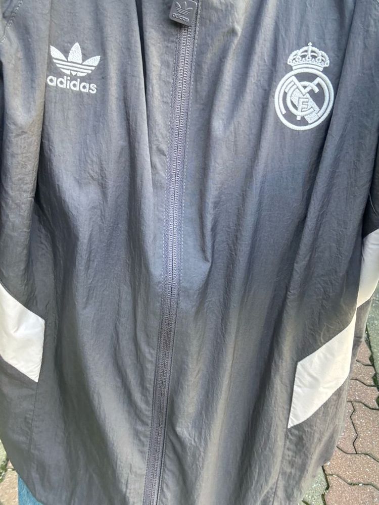 아디다스 레알마드리드 트랙탑 바람막이 xl--1
