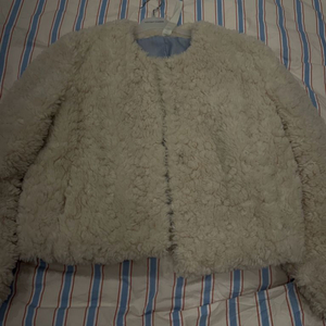 타낫 누아 퍼자켓 24년 제품