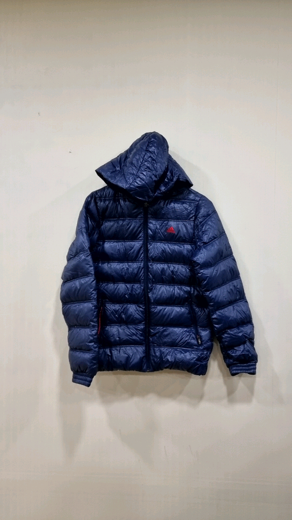 아디다스 여성 후드 덕다운경량패딩85 자켓 팝니다.--10