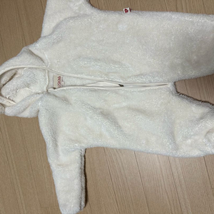 꼬숑 베어수트 아이보리 라지(18m) 팝니다