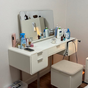 거울 수납 화장대 + 의자 세트