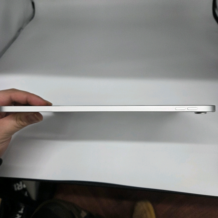 아이패드10세대 와이파이 무잔상 AAA 28.5만 상태굿 최저가 중고폰 중고테블릿 애플--3