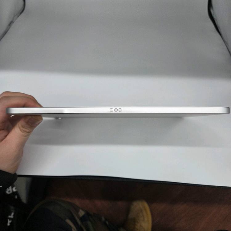 아이패드10세대 와이파이 무잔상 AAA 28.5만 상태굿 최저가 중고폰 중고테블릿 애플--4