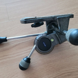 짓조 G1570M 3WAY 삼각대 헤드