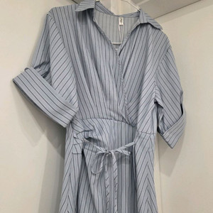 새상품 하늘색 스트라이프 원피스