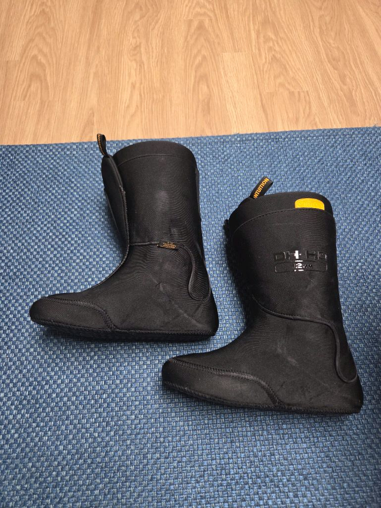 인투이션 이너 255팔아요 (7-7.5)--2