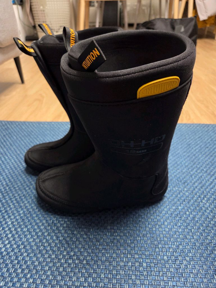 인투이션 이너 255팔아요 (7-7.5)--3