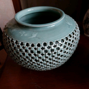 청자투각도자기