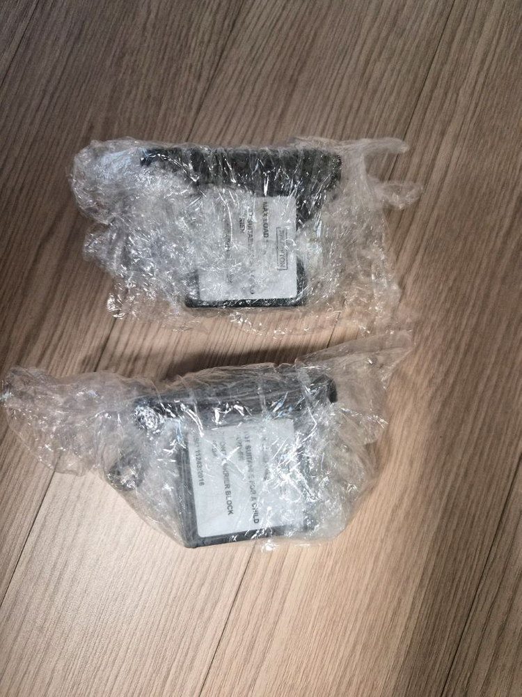 브롬톤 T라인 탈거 캐리어블락 2개 일괄판매 이미지