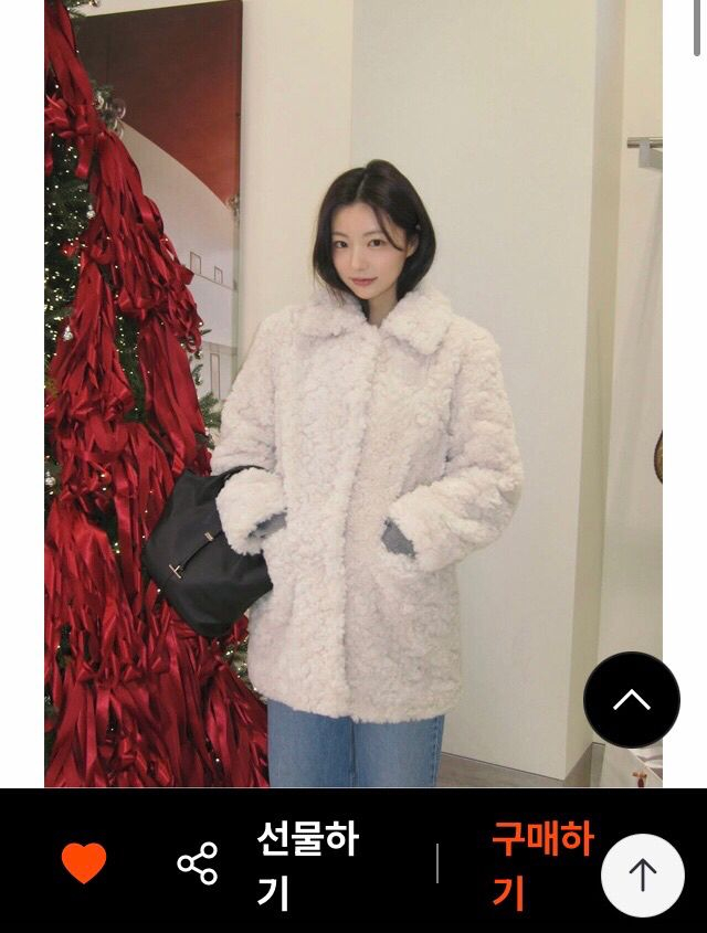 (새상품) 조이그라이슨 퍼 자켓--2