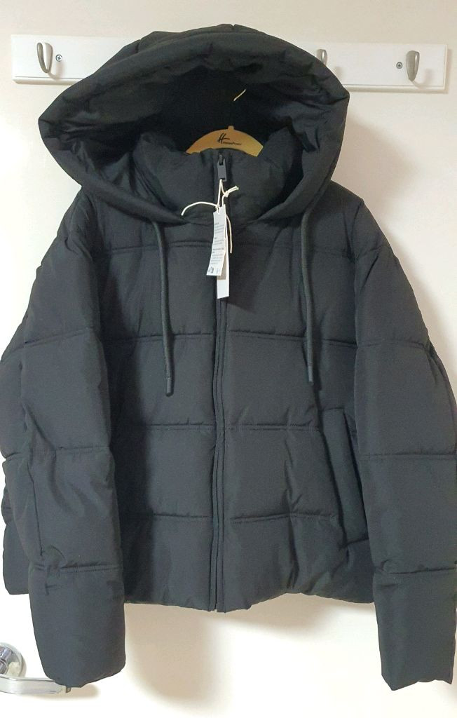 자라 검정후드 숏패딩 이미지