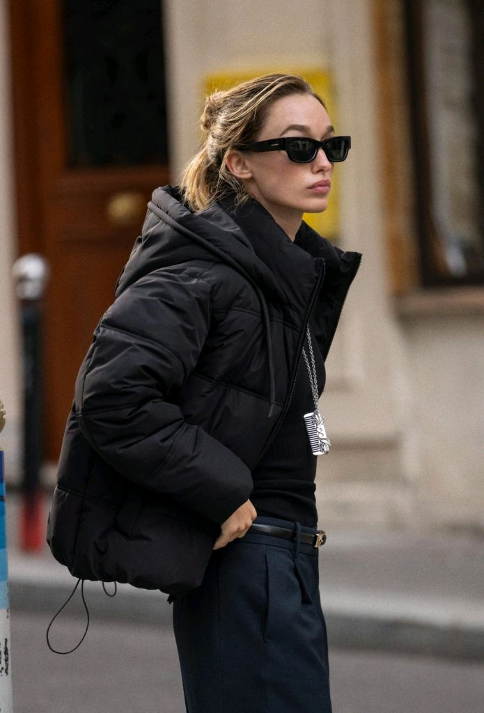 자라 검정후드 숏패딩 이미지