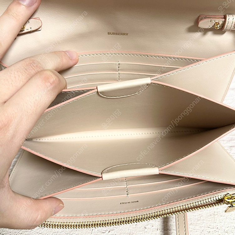 [풀구성] 버버리 TB 모노그램 레더 월렛 크로스백 핑크--3