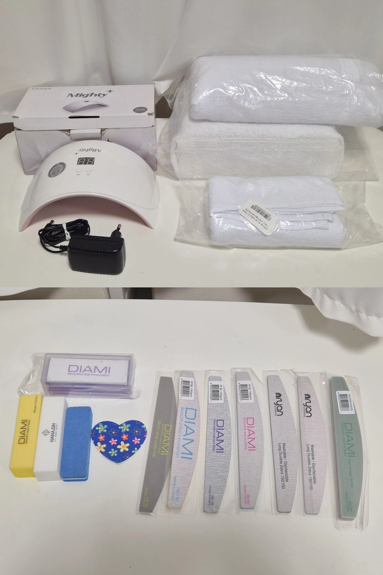 네일아트 재료 세트 이미지