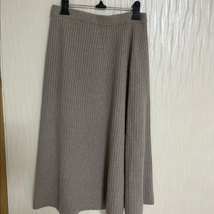 더캐시미어 캐시100 니트 스커트