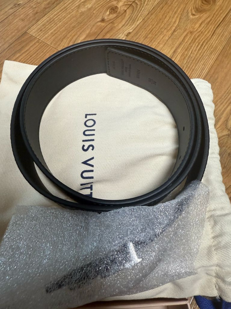 루이비통 남성 리버서블 벨트 35mm 이미지